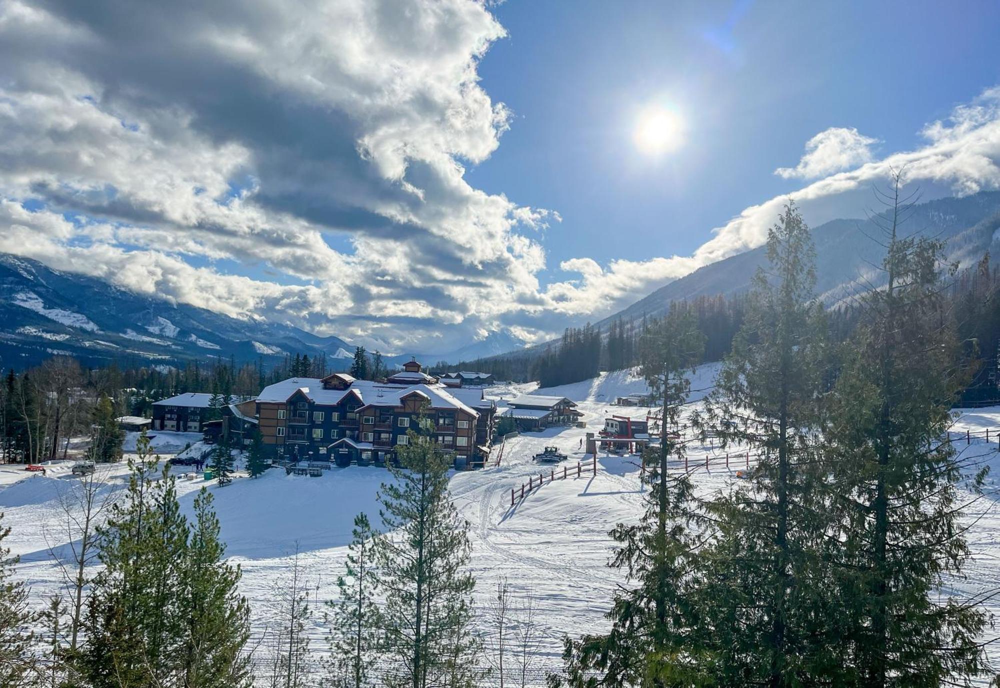 Snow Creek Lodge By Fernie Central Reservations Luaran gambar
